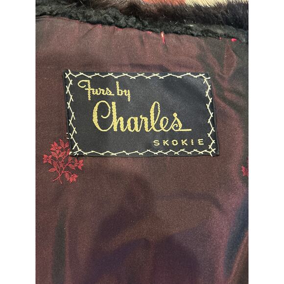 VTG Charles Stokie
Persian Lamb Wool
Swing Jacket Mink Fur Collar
Size med - Picture 5 of 6